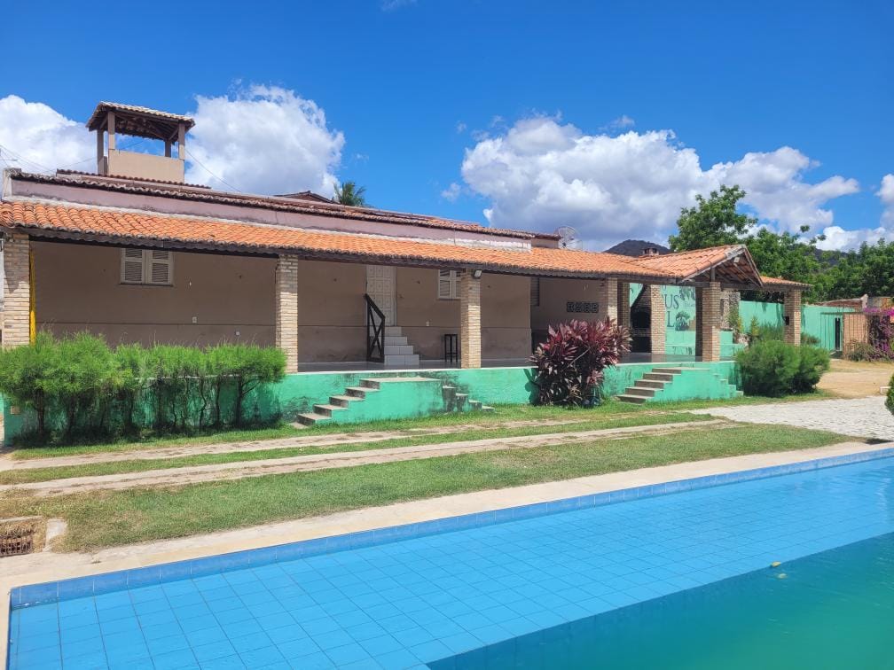 piscina e casa